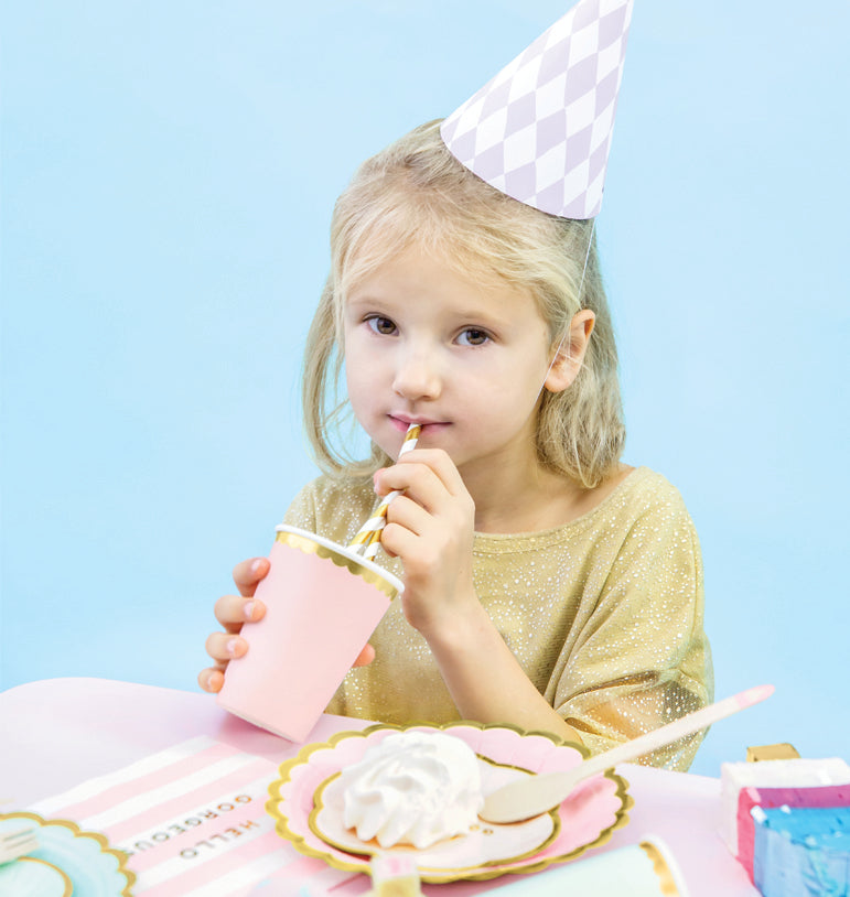 Puodeliai, šviesiai rožiniai